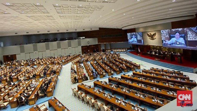 Rapat Paripurna DPR Setujui Tujuh Anggota Komisi Informasi Pusat Periode 2026–2030