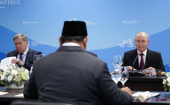 Bertemu Putin di Vladivostok, Prabowo Tegaskan Komitmen Perkuat Hubungan Strategis Indonesia-Rusia